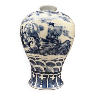 Dynastie qing style kangxi bleu et blanc les huit immortels traversant la mer vase prunus chinois