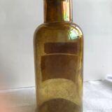 Two pharmacie vials