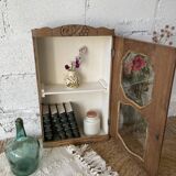 Old showcase