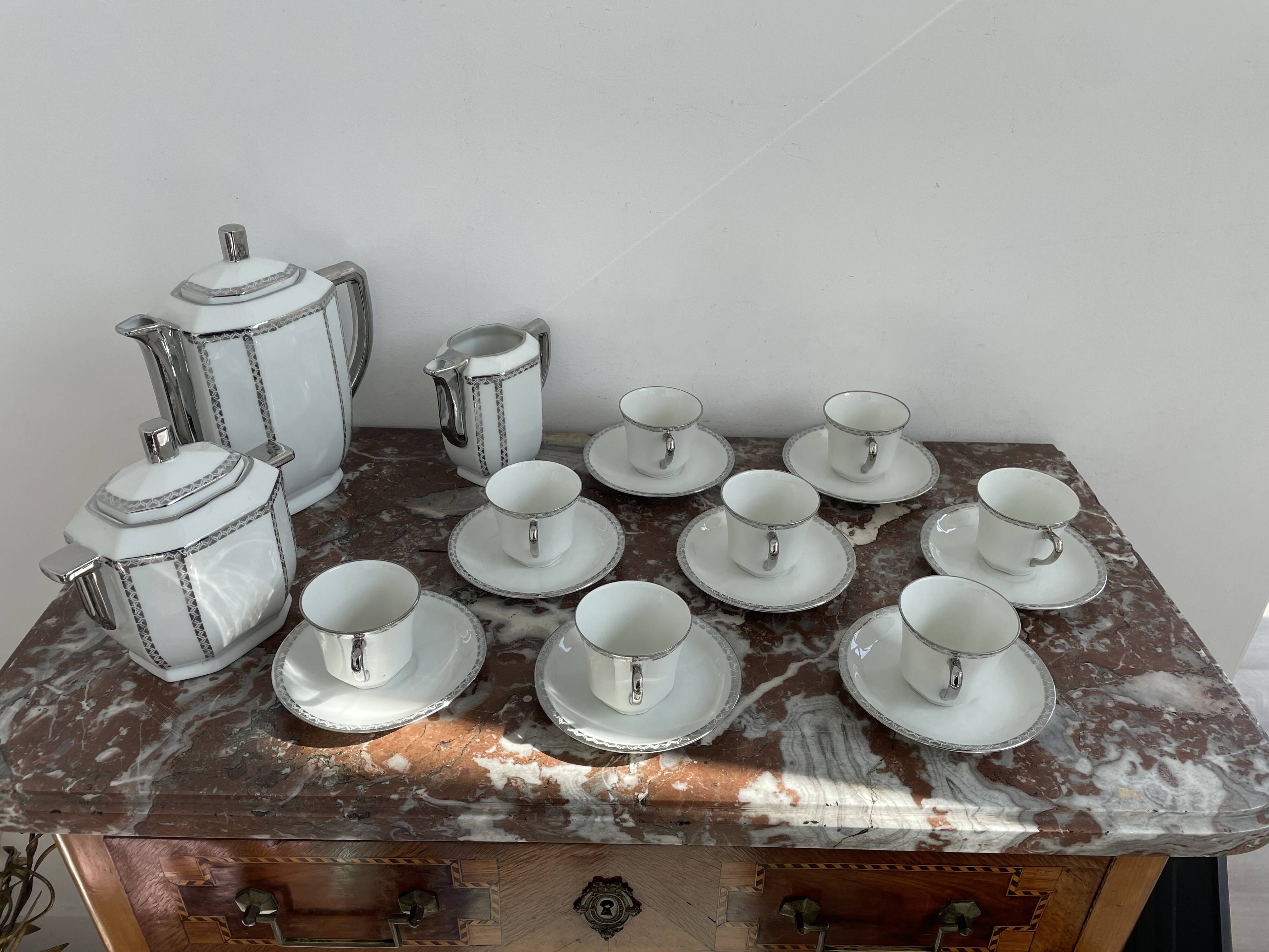 Coffee set, tea 1925, art deco, union céramique, uc, limoges, 8 cups, 8 subcups, teapot