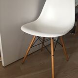 DSW chair by Charles & Ray Eames, Vitra edition