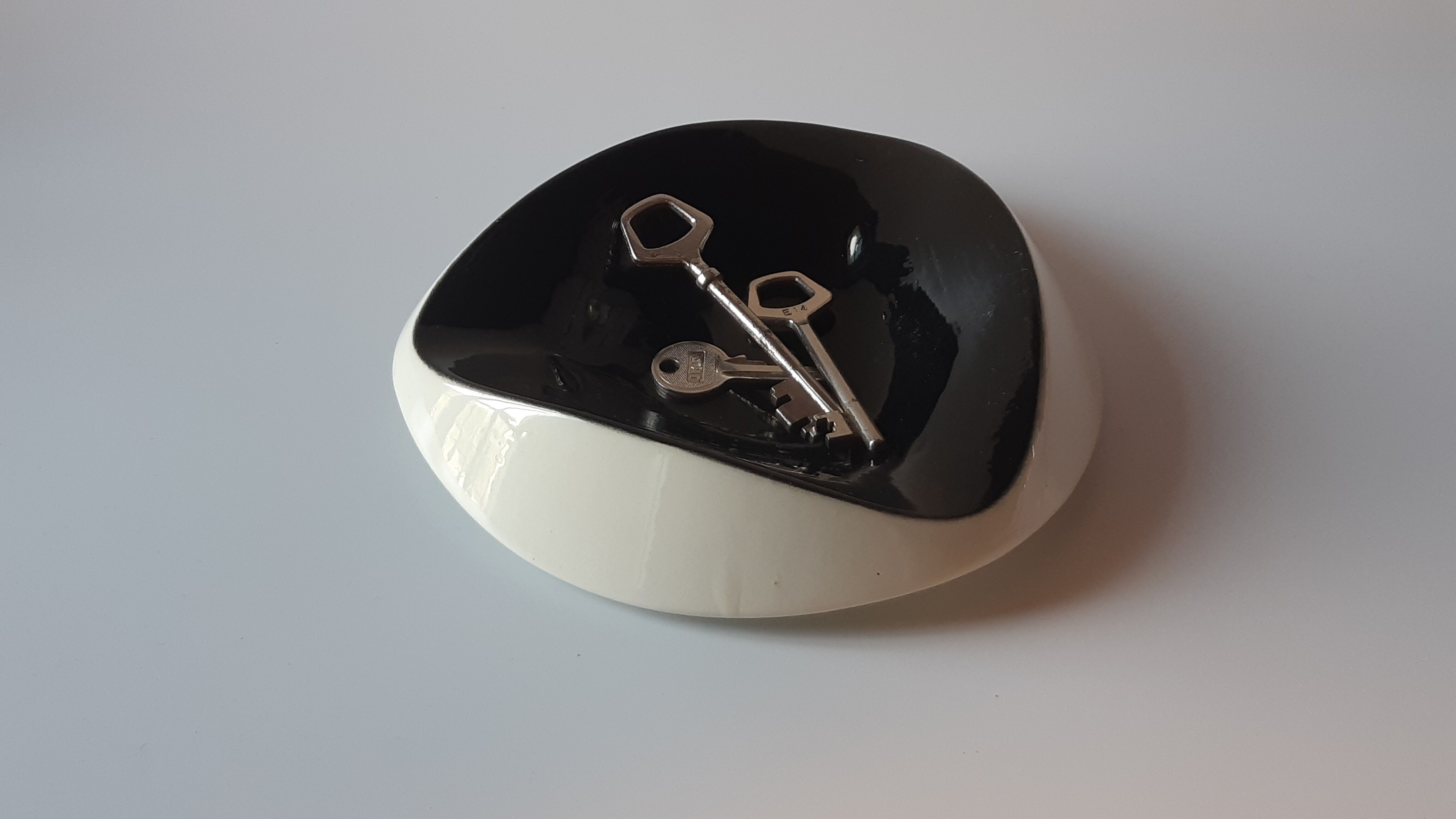 Modernist faïence, design, retro, vintage, 60s