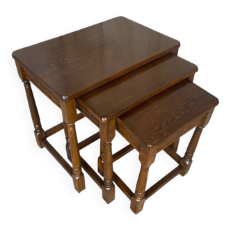Set of 3 Vintage Turned Wood Nesting Tables #D937