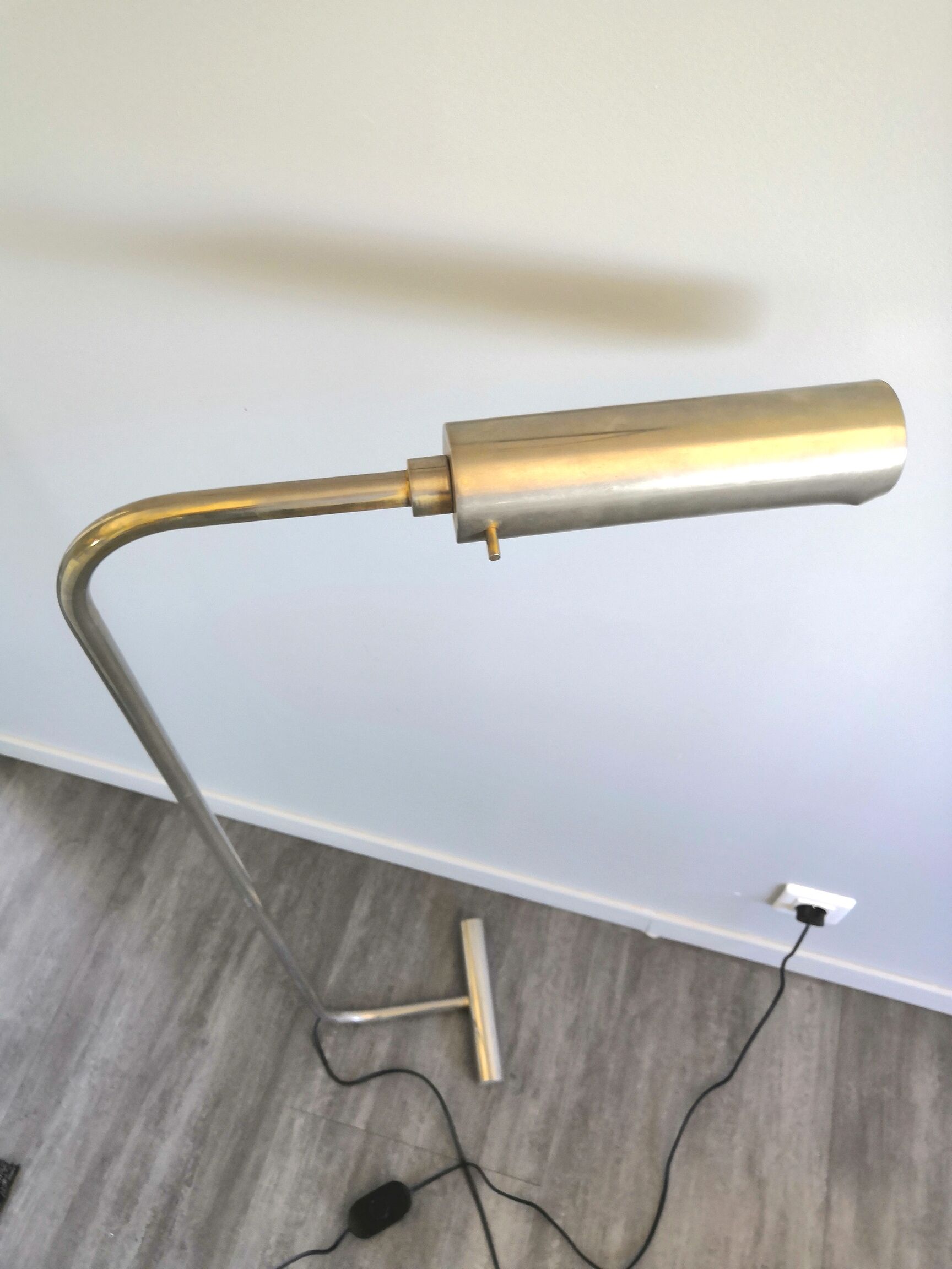 Metal e-reader design Christian Liaigre 70s - 80s