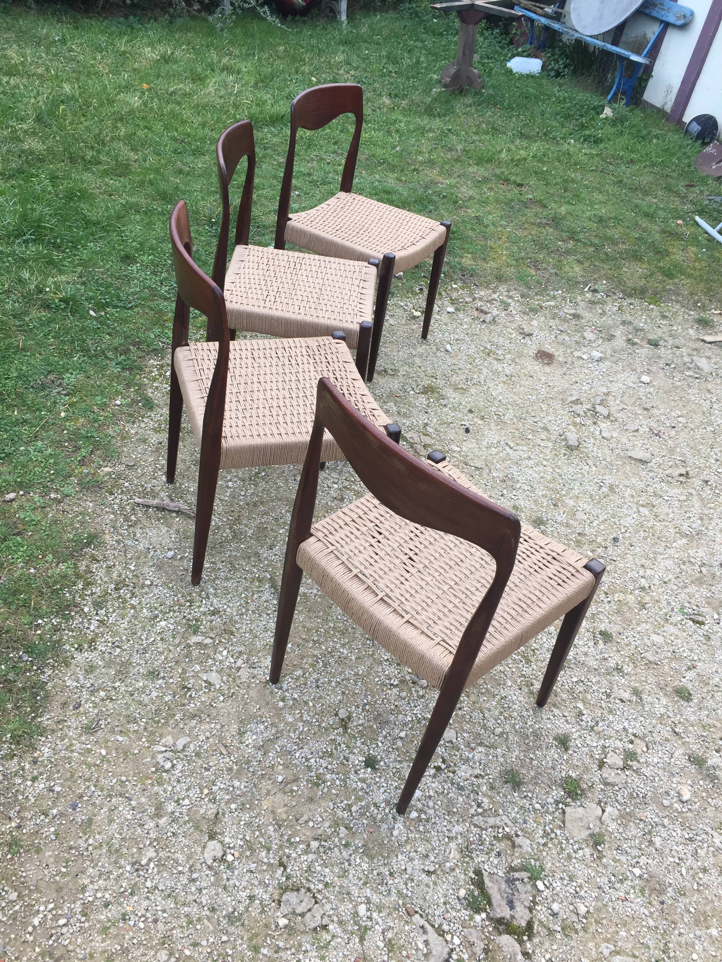 4 Danish chairs 60