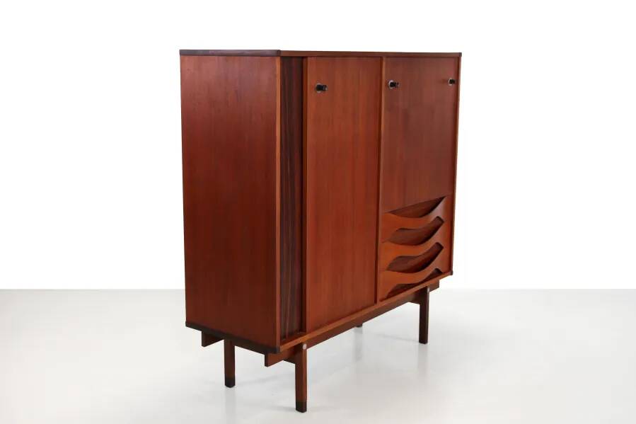 Buffet haut de design moderniste italien en teck et palissandre, 1960