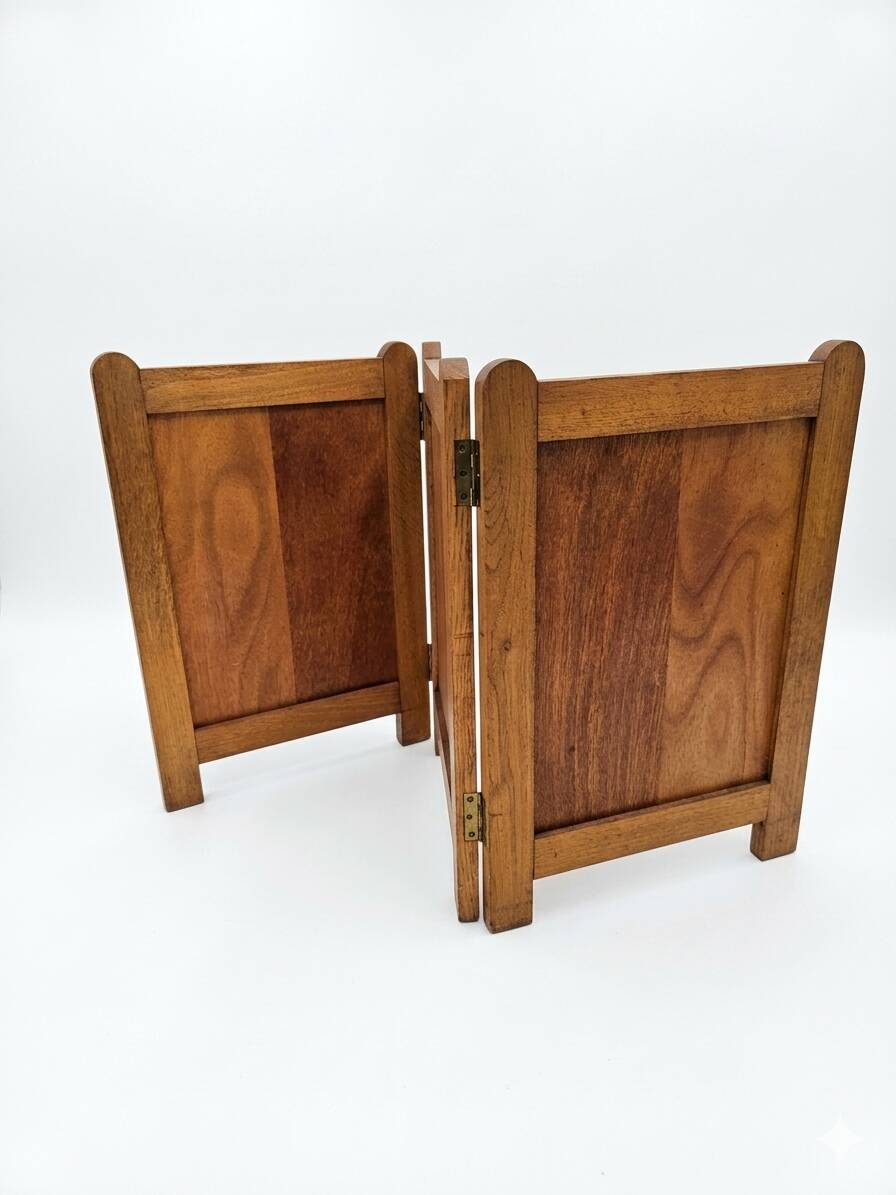 Old oak three-panel fire screen