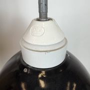 Lampe murale industrielle avec abat-jour en émail noir, années 1960