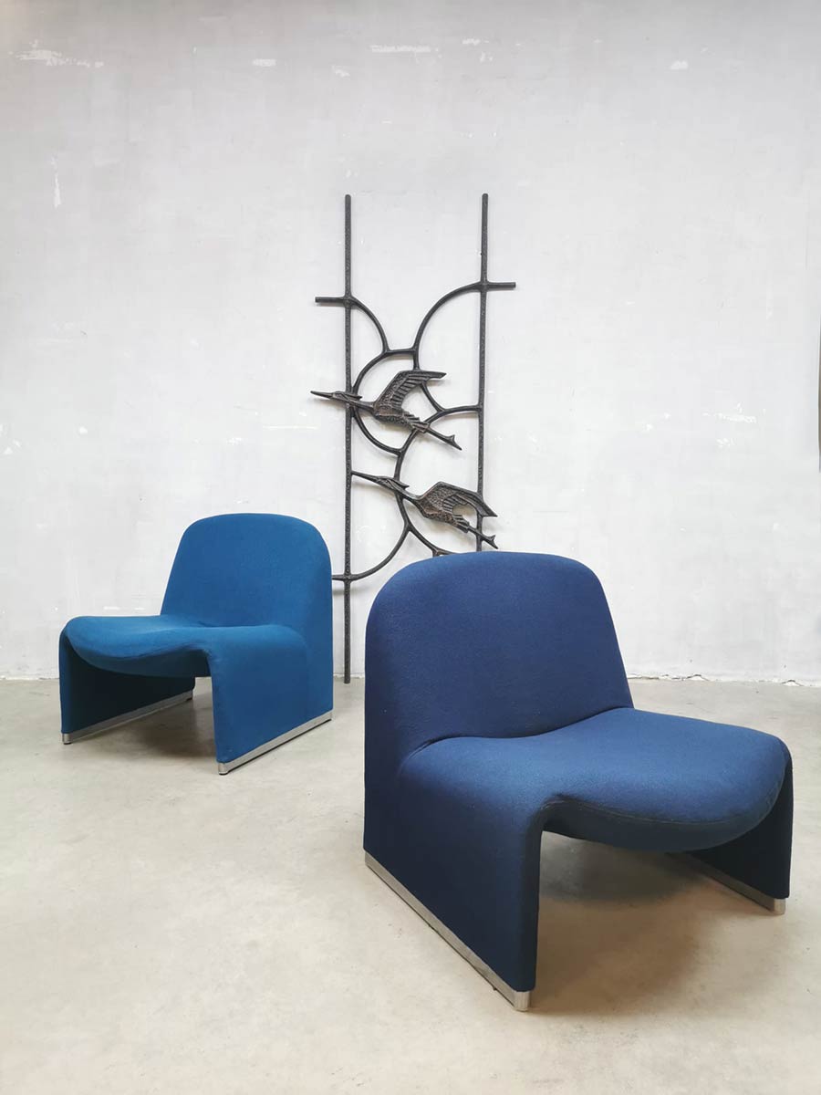 Vintage design lounge chair