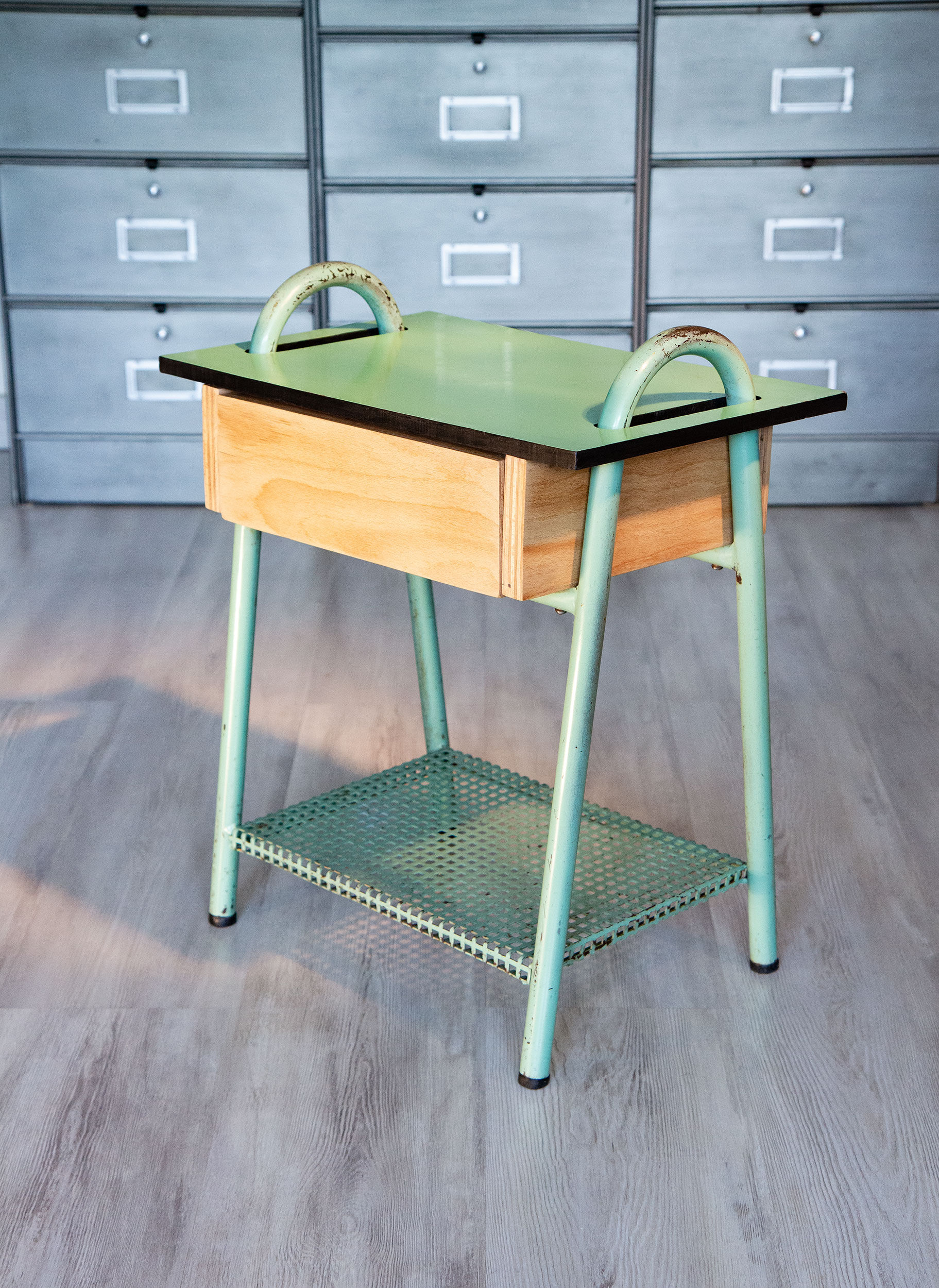 Boarding school bedside table year 50, water green