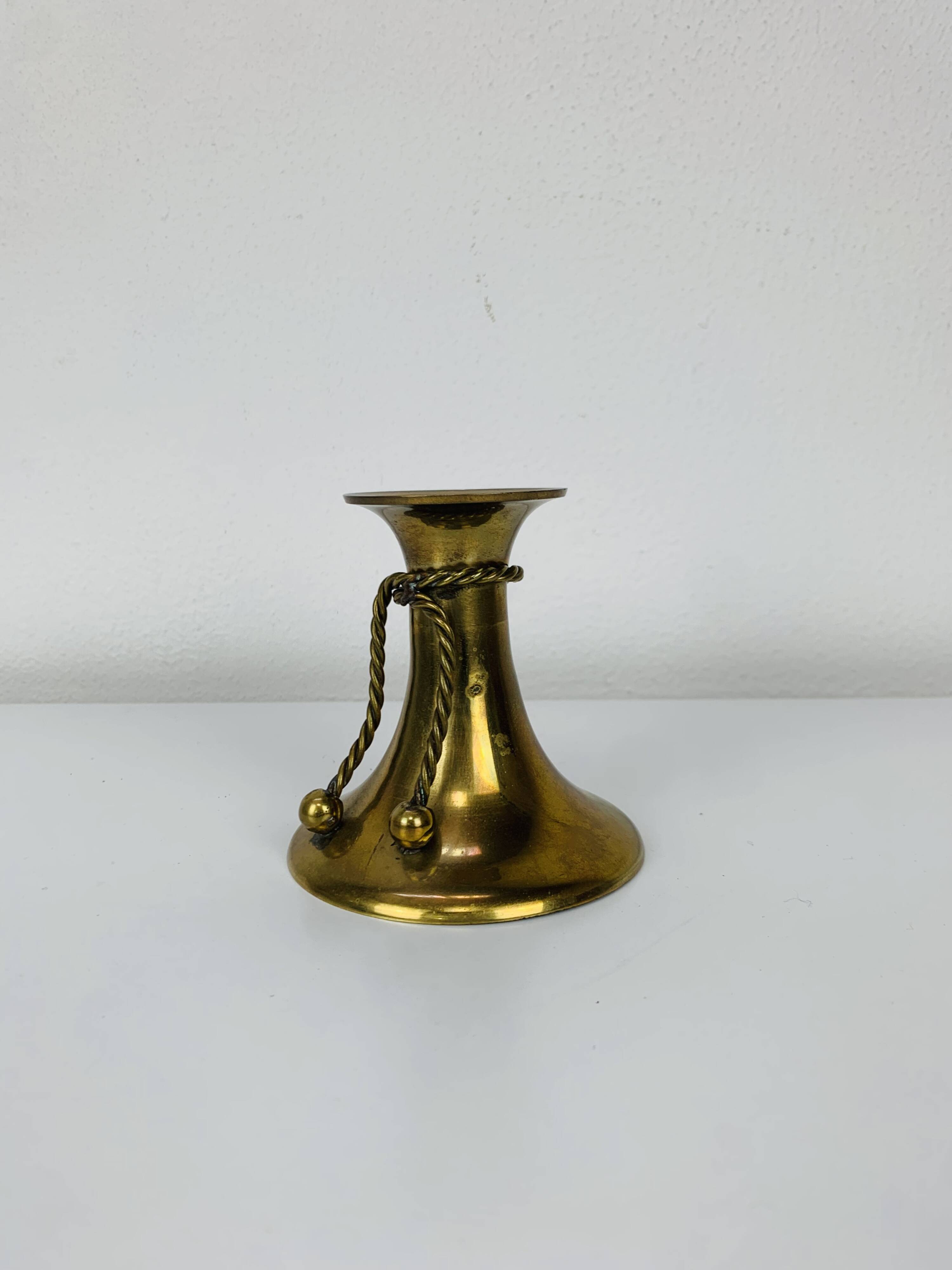 Vintage gold brass knot candle holder