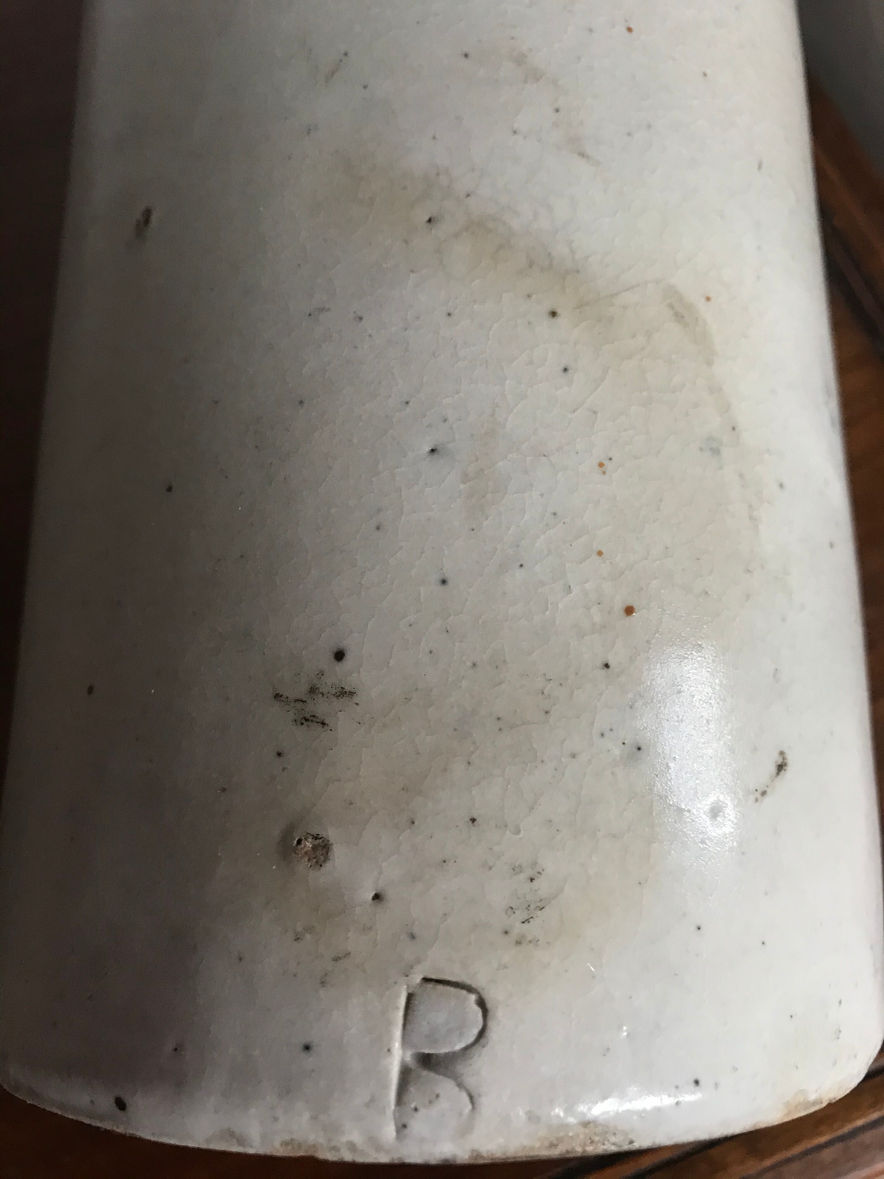 1.75l sandstone bottle