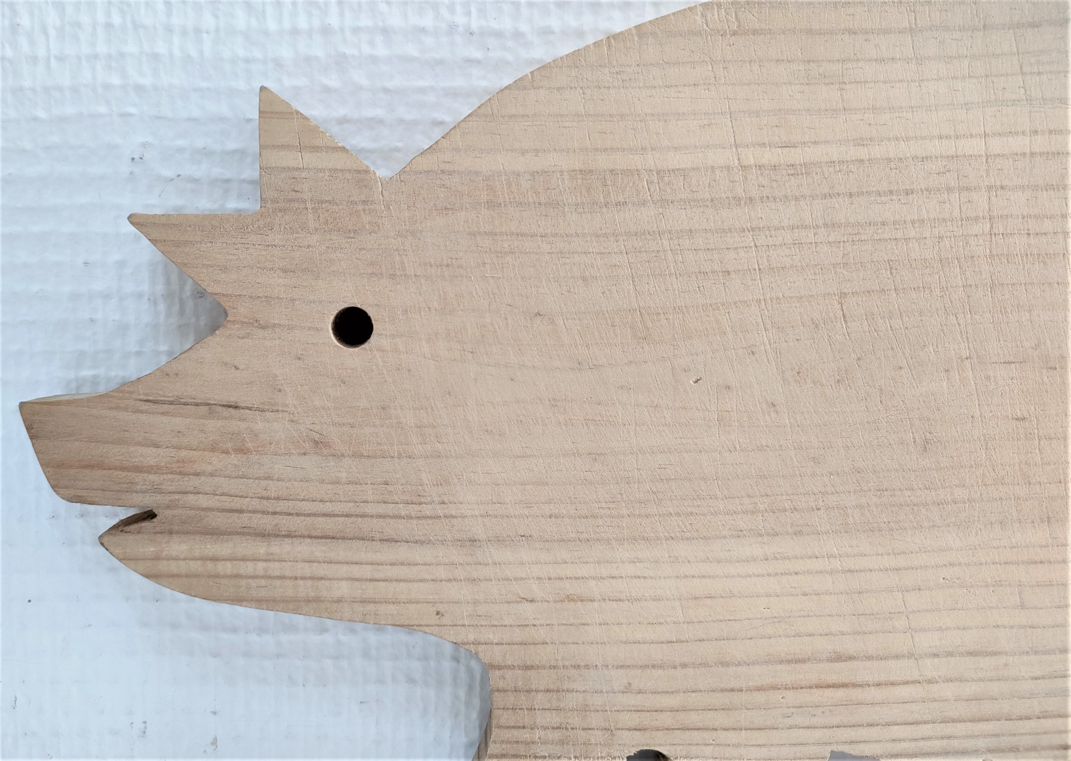 Deux planches à découper poisson cochon bois vintage