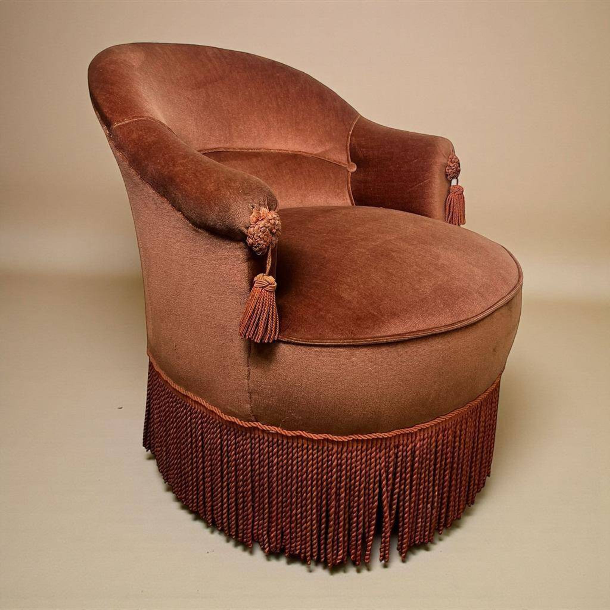 Fauteuil vintage rose ancien / une place / fauteuil à franges