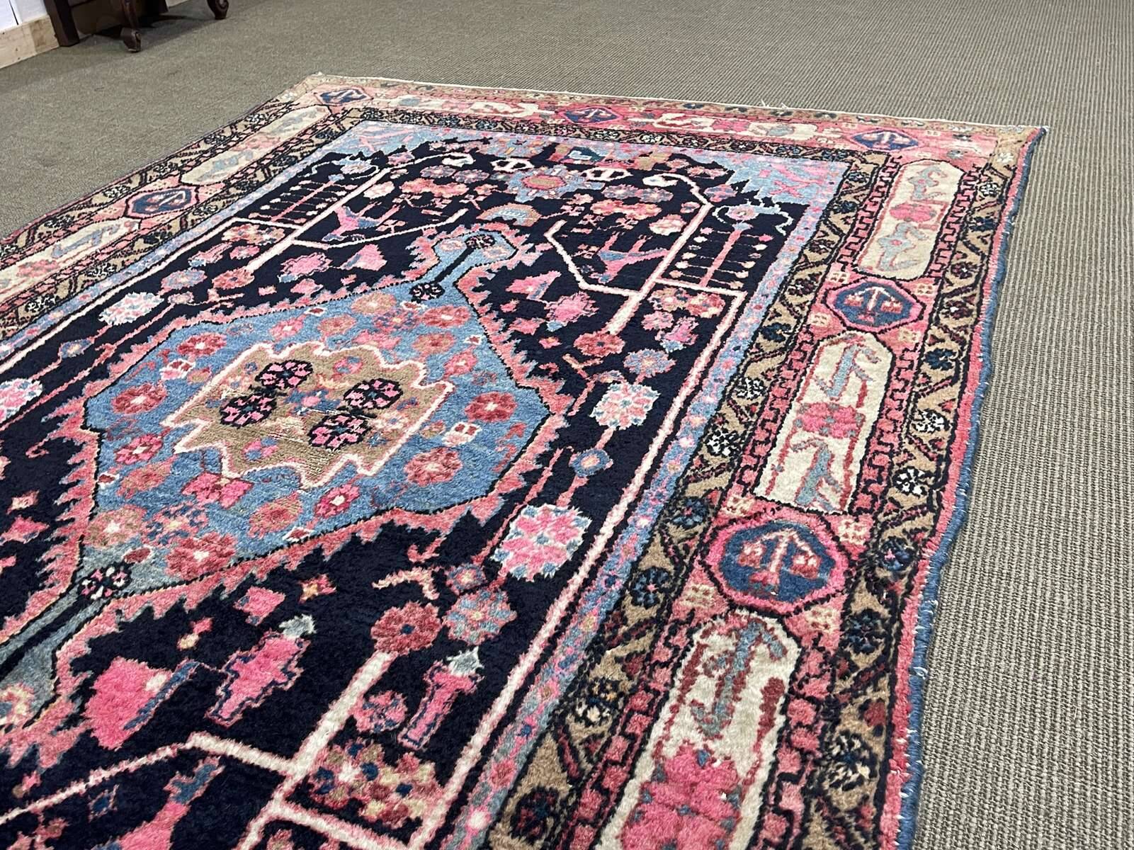 Handmade wool Iranian carpet - 2.27m x 1.37m
