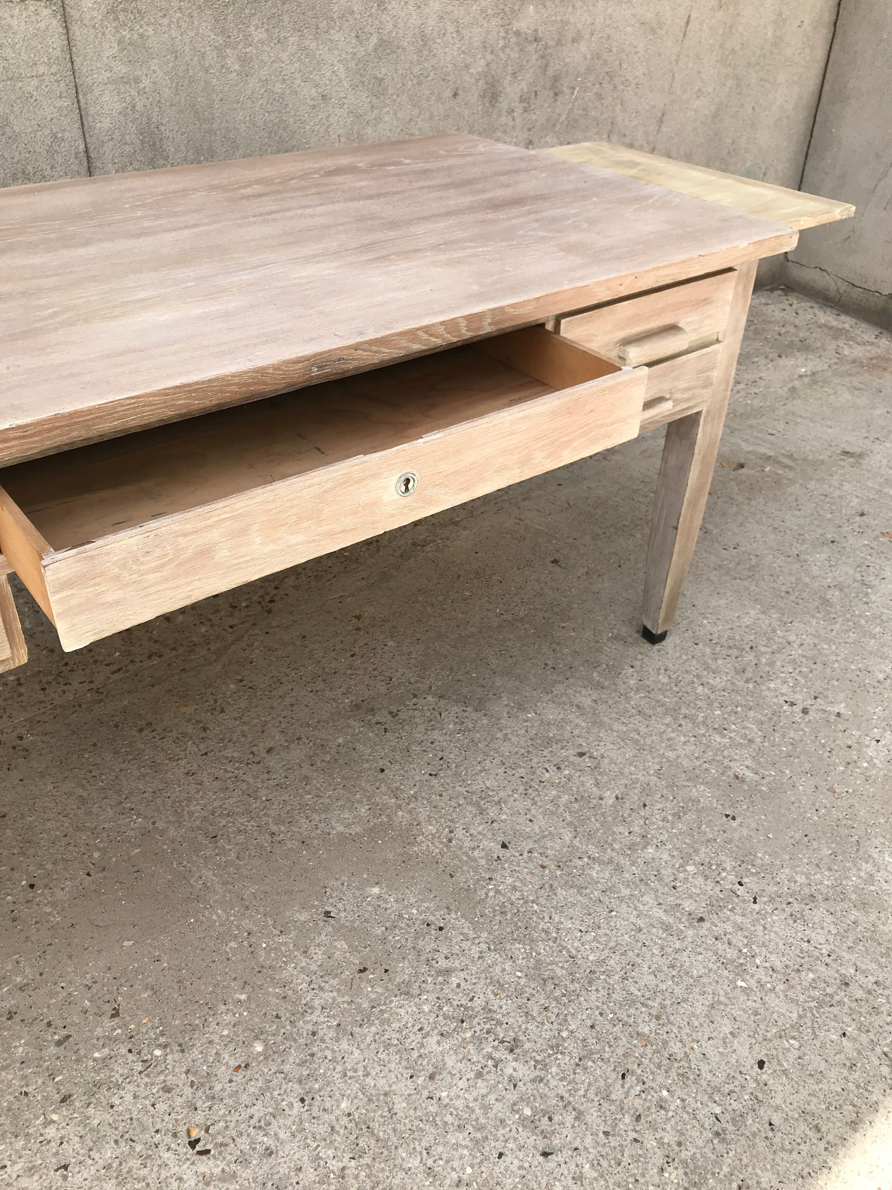 Bureau chêne cérusé art deco