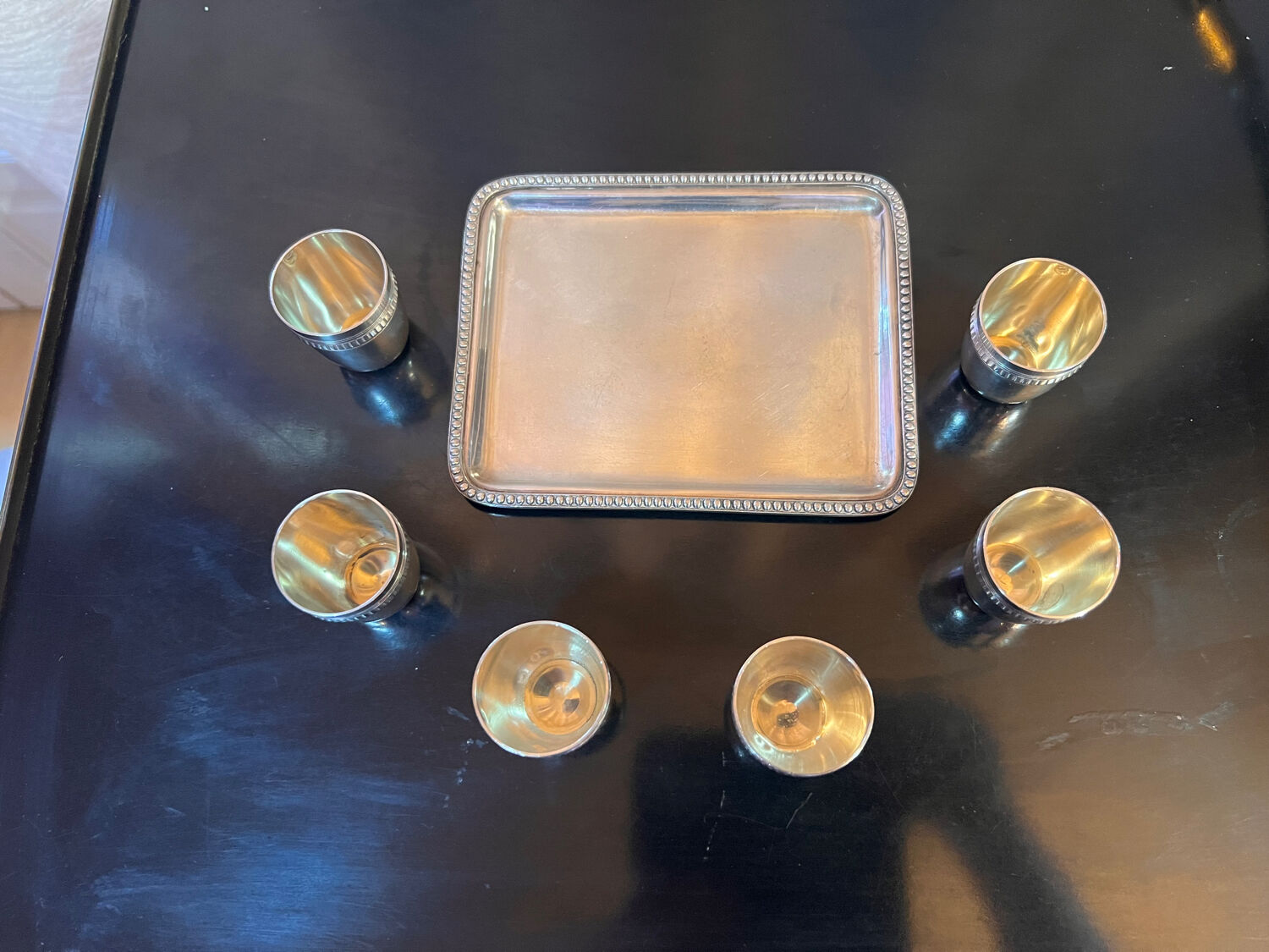 Gobelets à liqueur argent massif