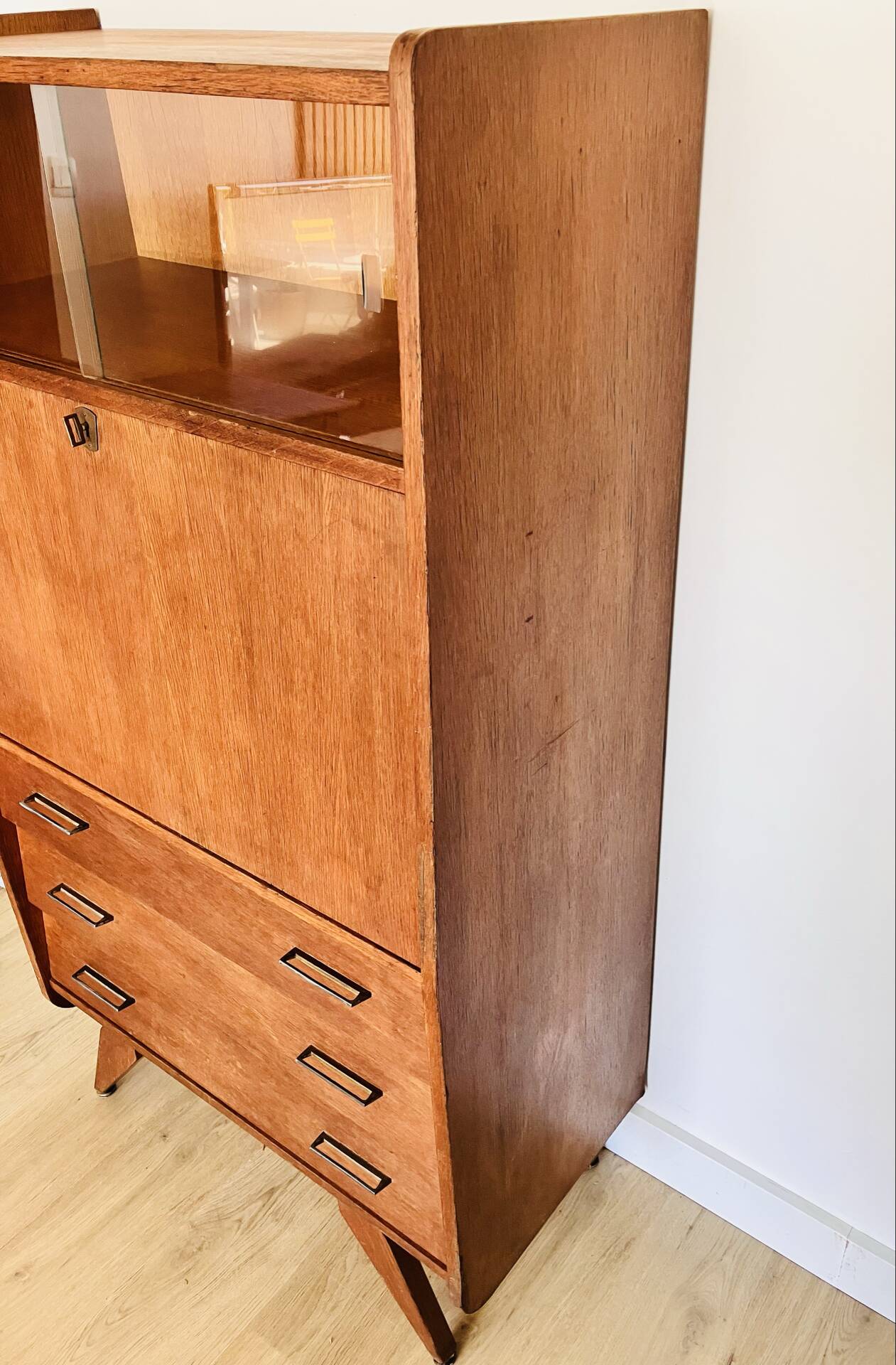 Secretary from the 70s