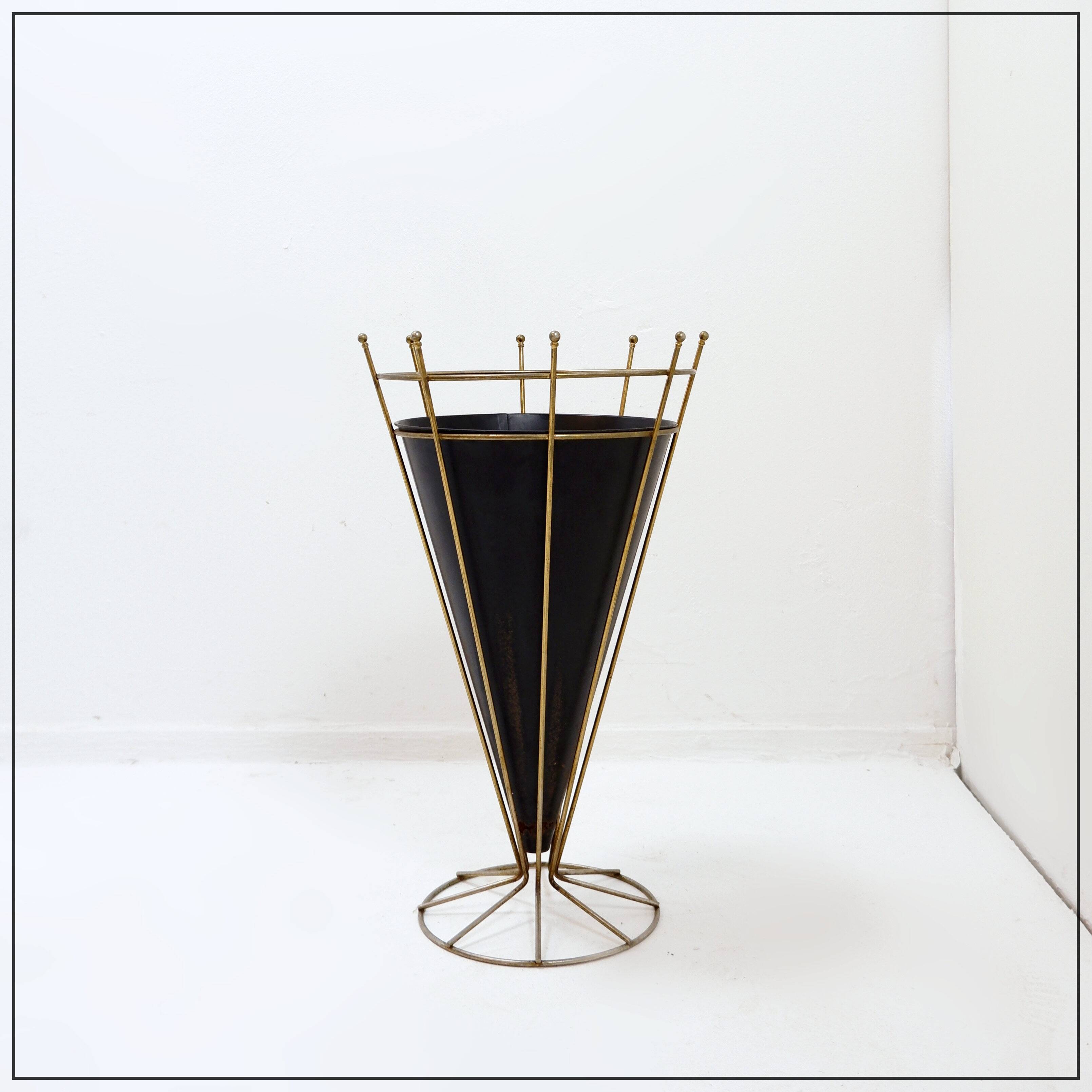 Vitra Model 11a cone umbrella stand, 1960s