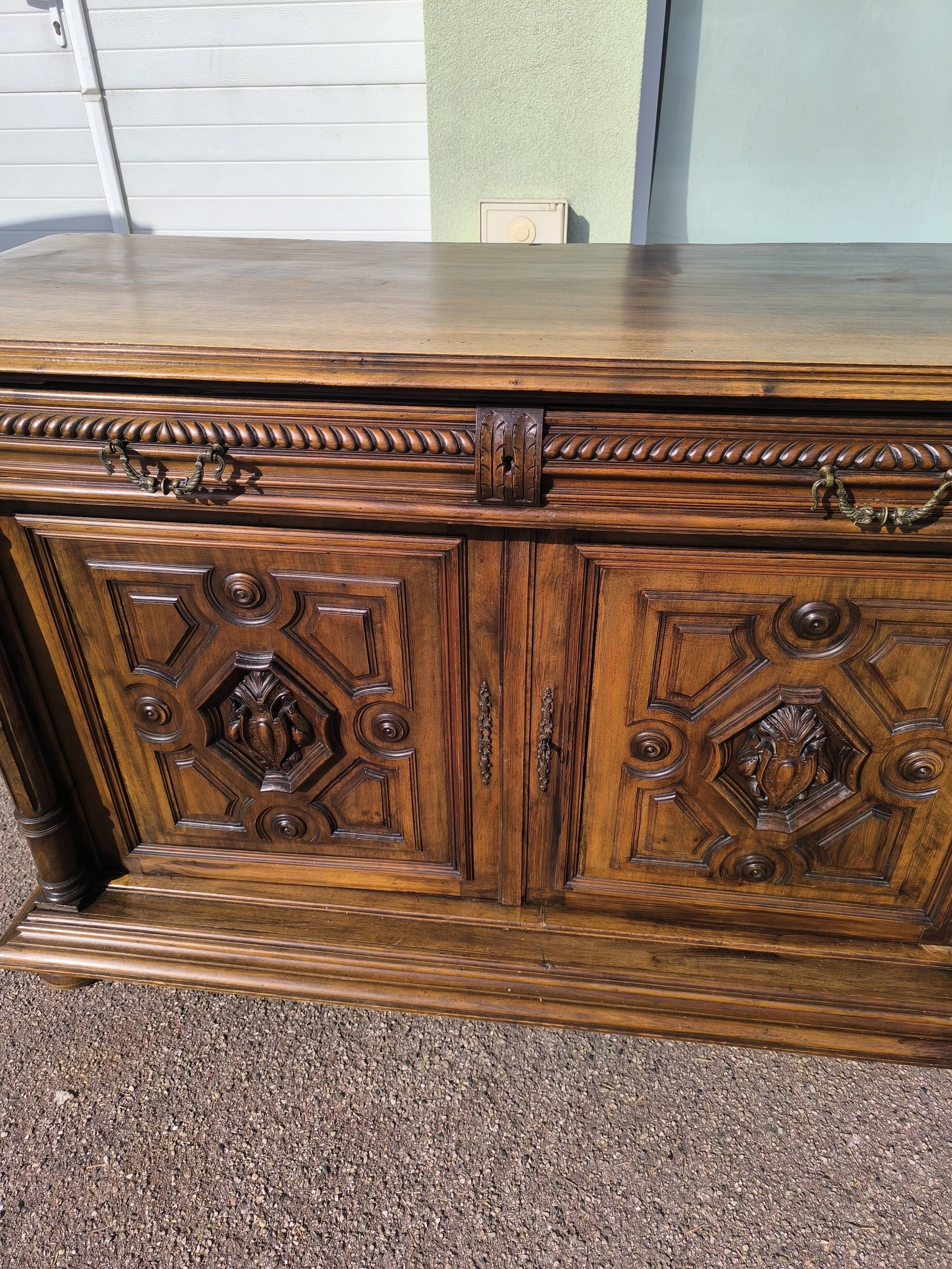 Buffet base Henri II