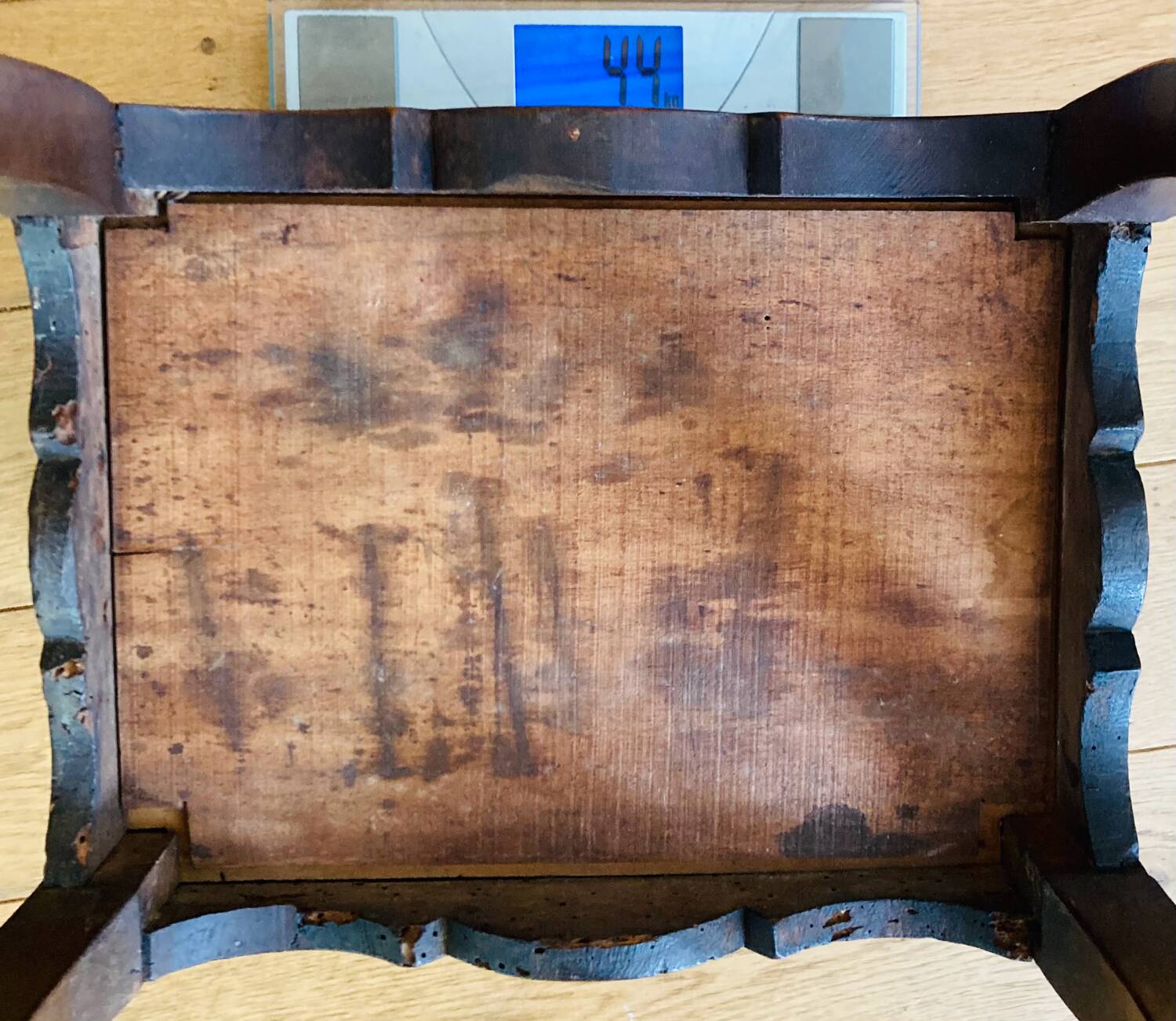 Louis XV bedside table or snack table, 18th century, quadrilobed side openings