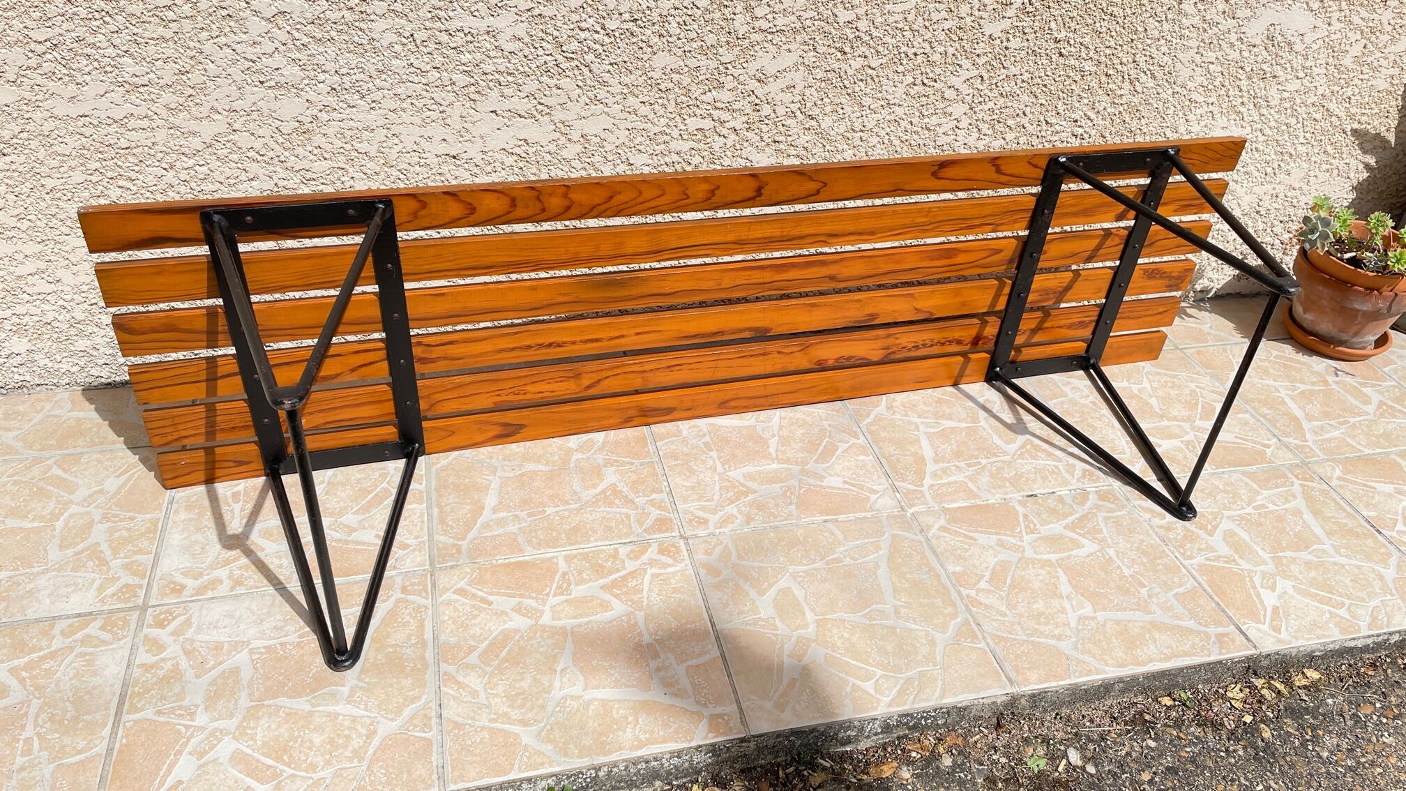 Banc design bois et acier vintage