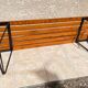 Banc design bois et acier vintage