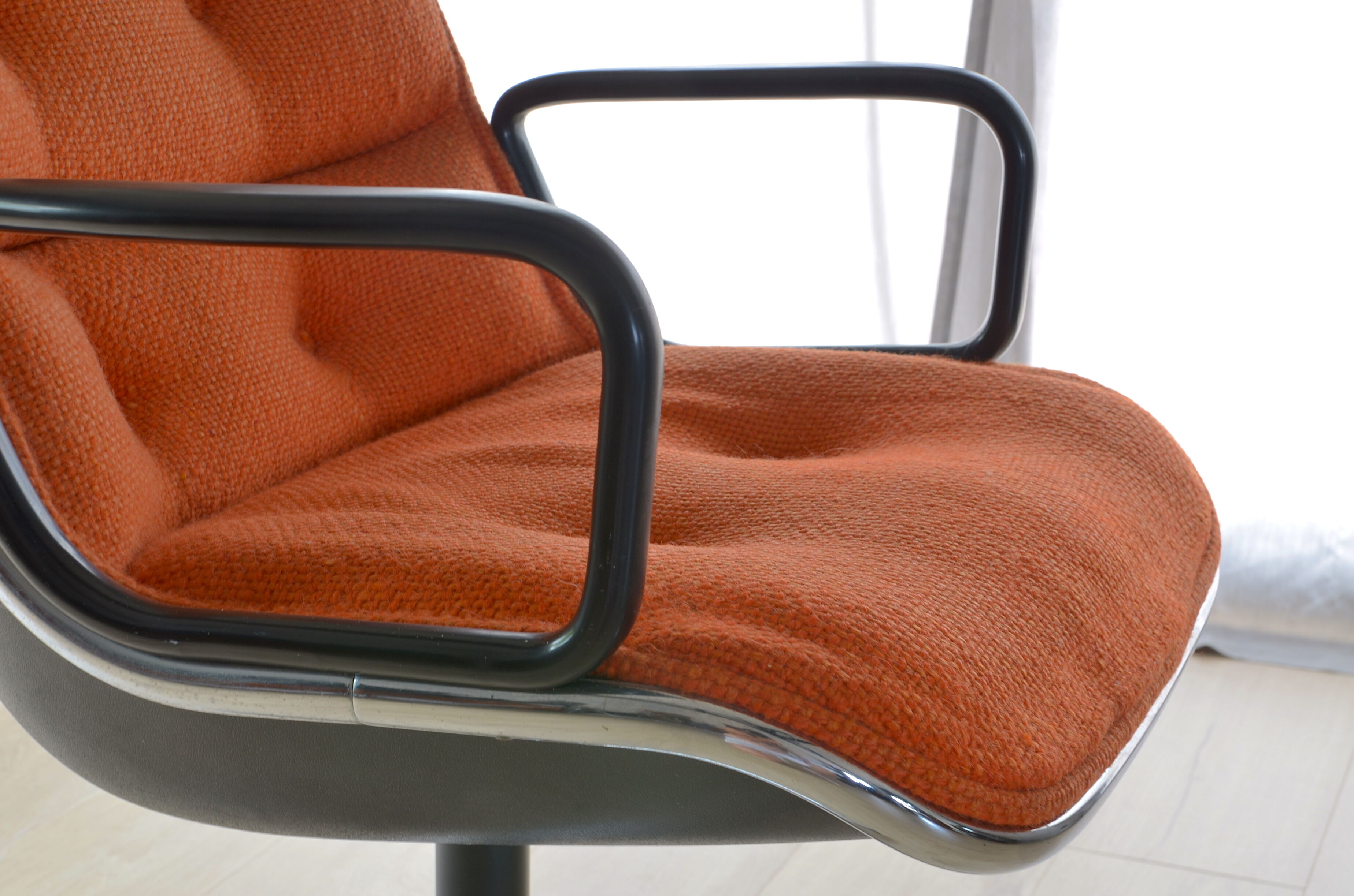 Chair by Charles Pollock for Knoll