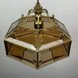 Vintage hexagonal diamond-cut crystal chandelier in gilded brass, Italy, 1960s.
