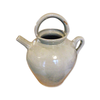 Clay-hued sandstone pitcher