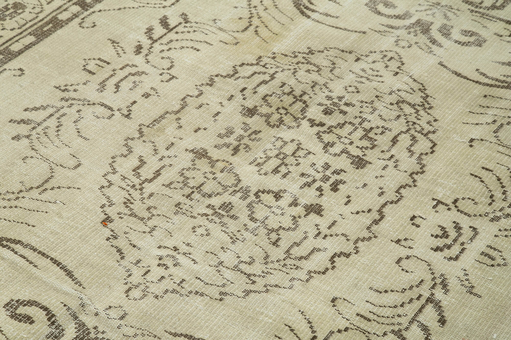 Handmade antique oriental beige carpet 186 cm x 265 cm