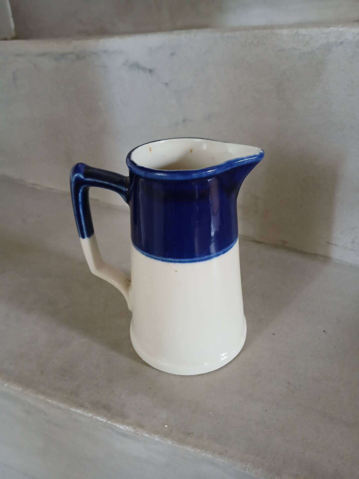 Pichet, pot à lait ancien