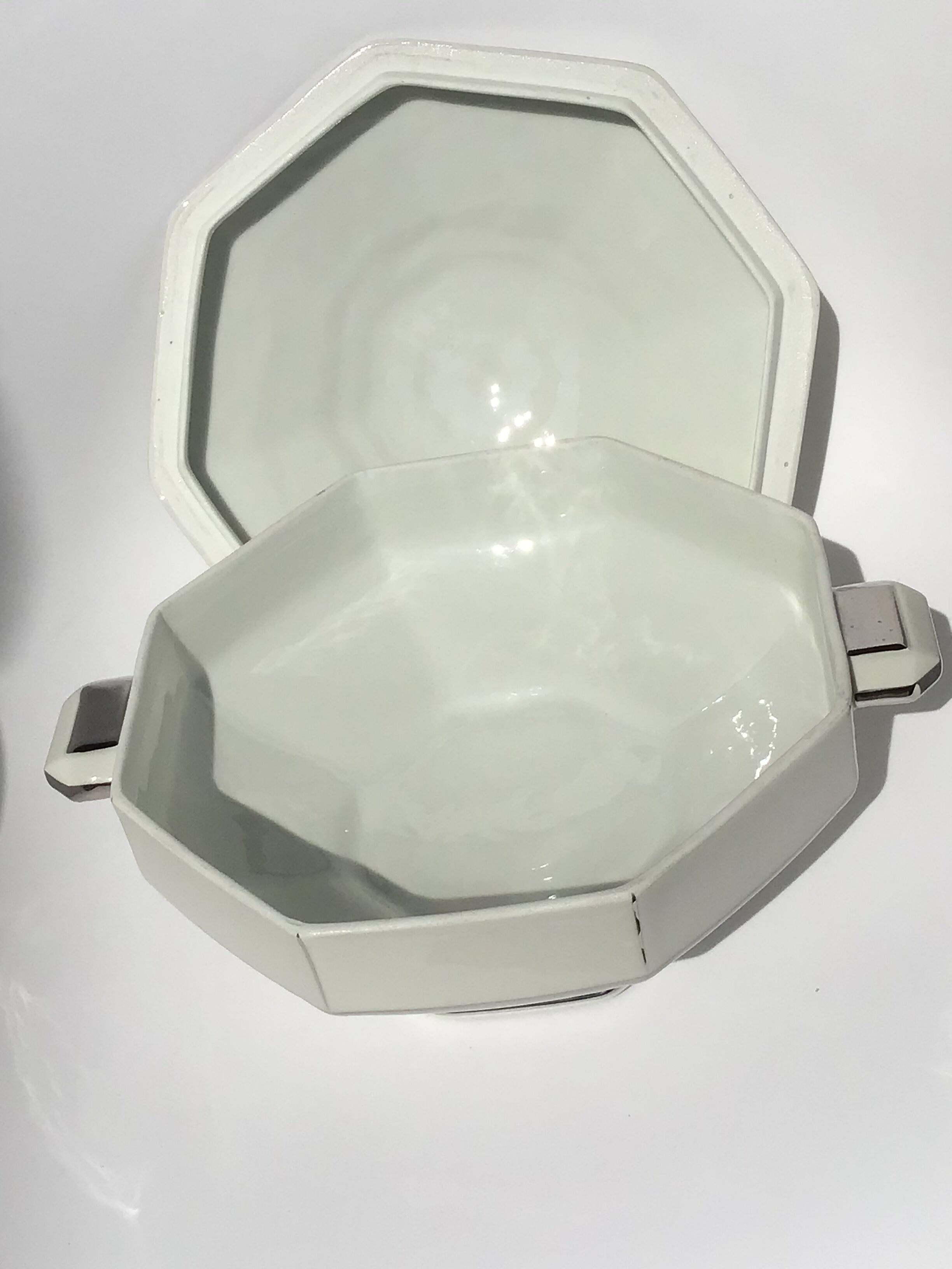 Art Deco soup tureen octagonal porcelain white silver net