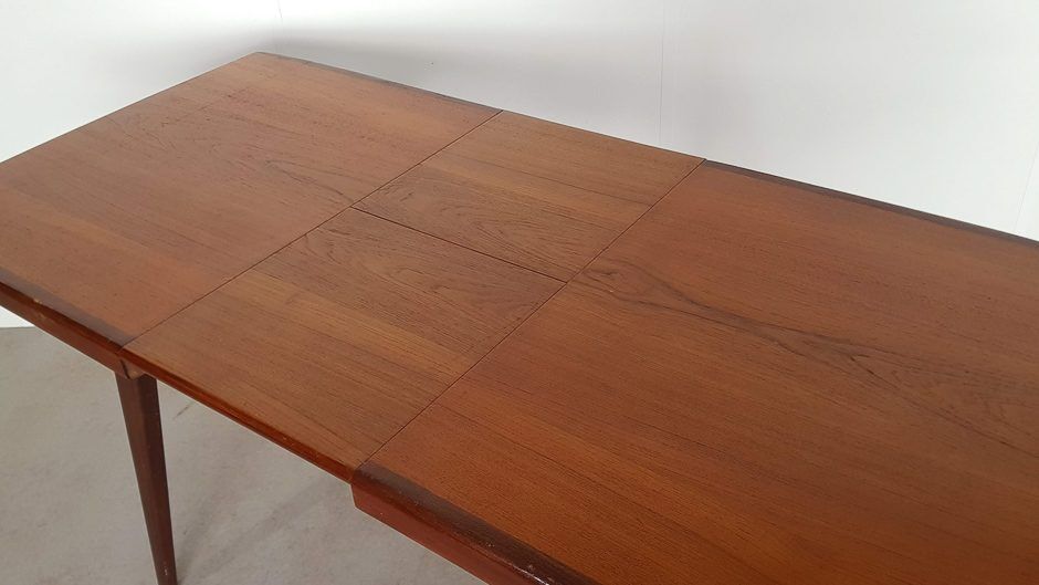 Table expandable Louis van Teeffelen for Web