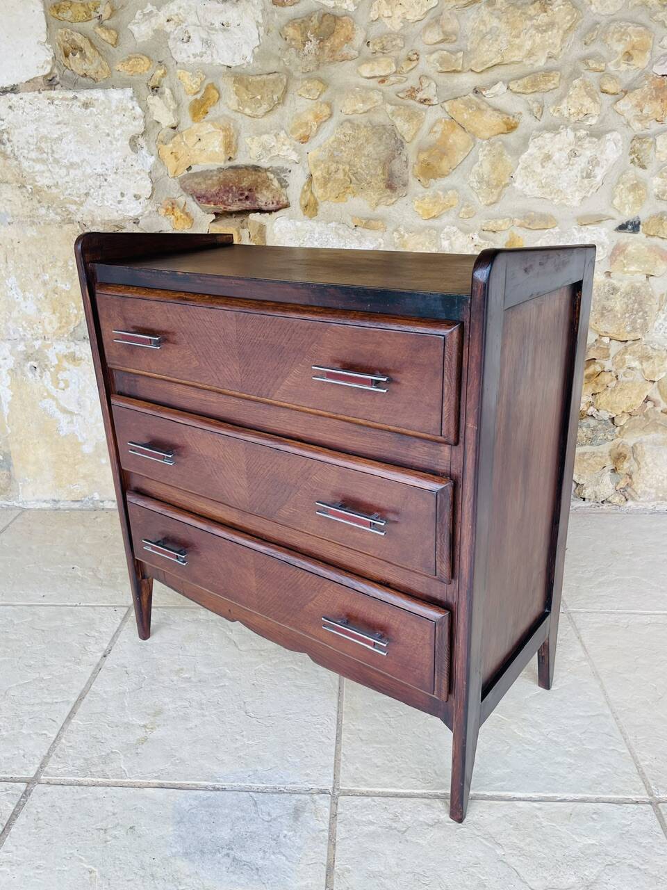 Commode de style Art Deco en noyer, circa 1950