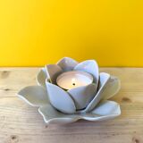 Ceramic candle holder flower