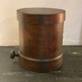 Pot d’apothicaire en bois