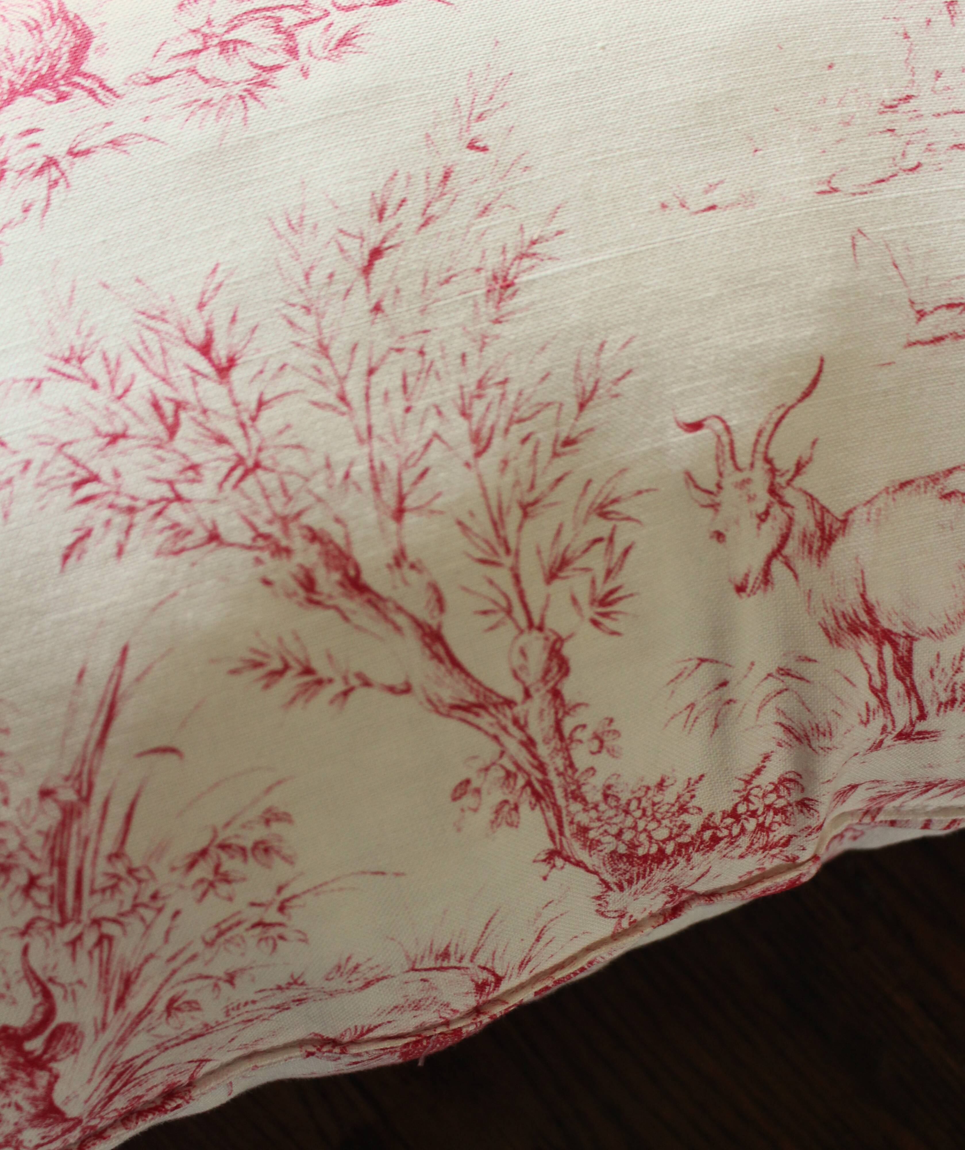 Paire Coussins Toile de Jouy rose ancienne