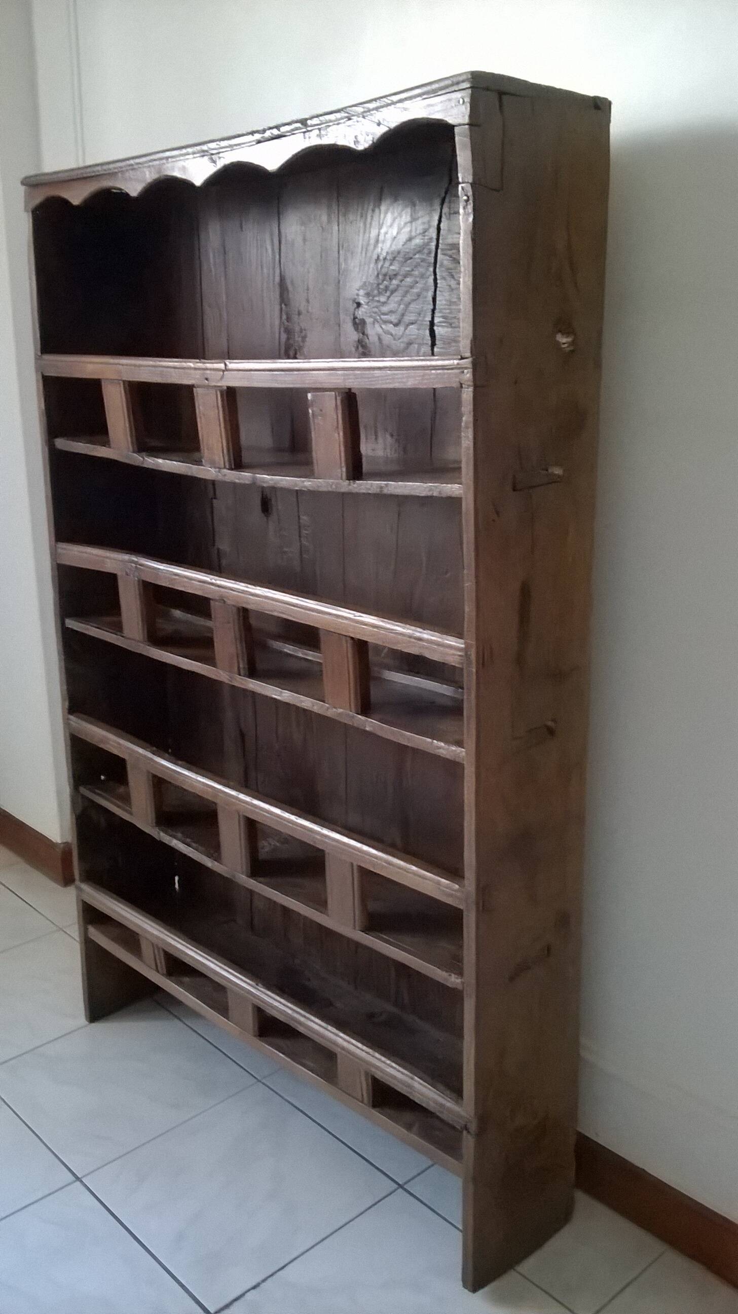 Old oak dresser or shelf to place on the ground