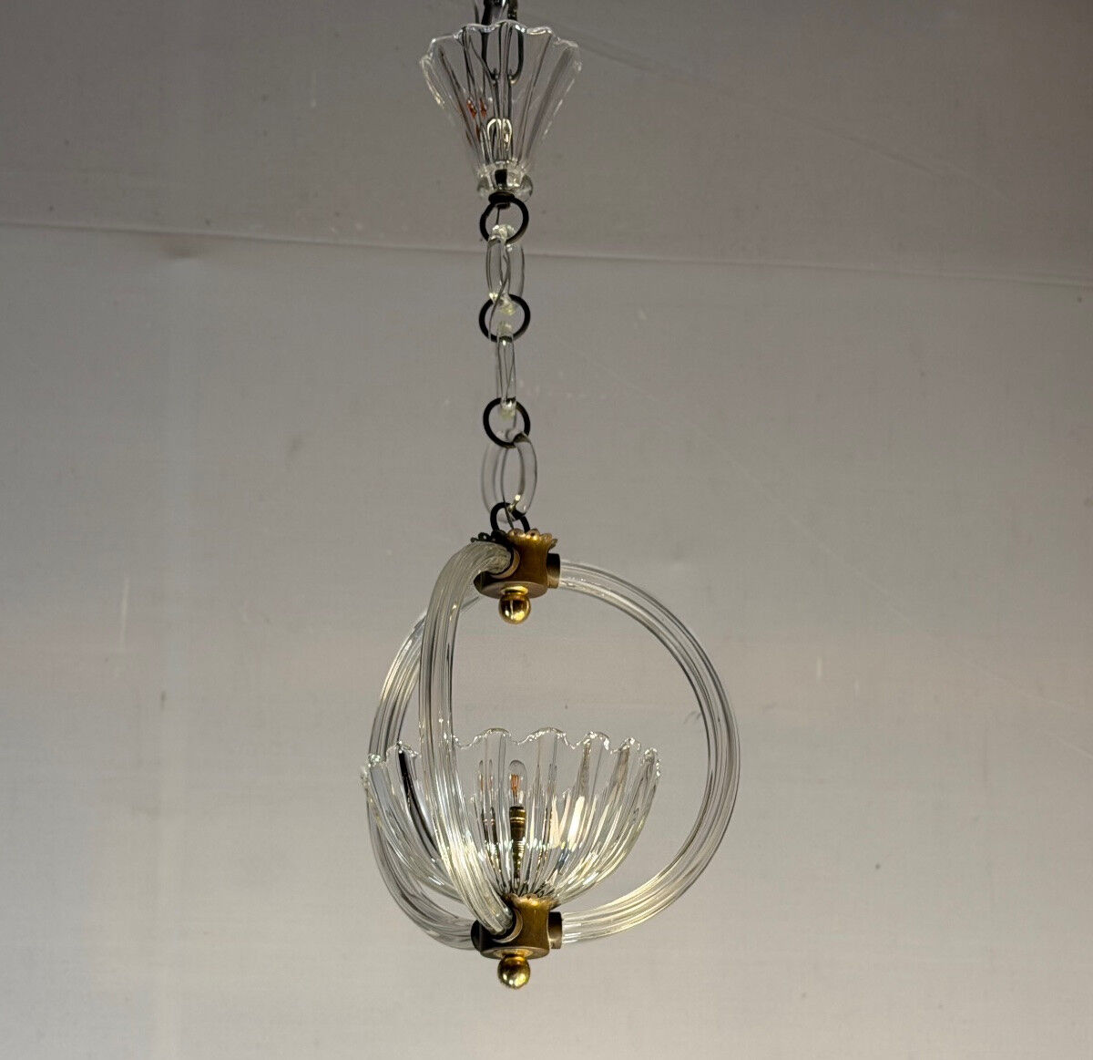 Lustre vénitien en verre de Murano suspendu à une chaîne de verre, vers 1940