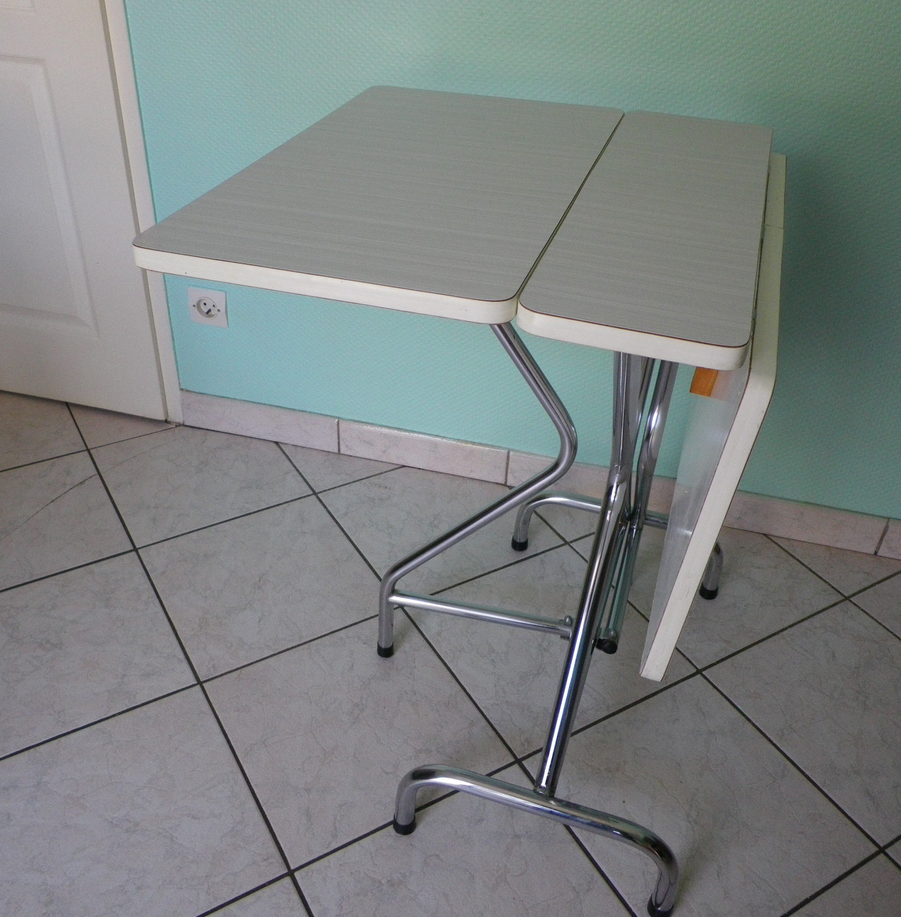 Formica foldable table, chrome feet - 60s
