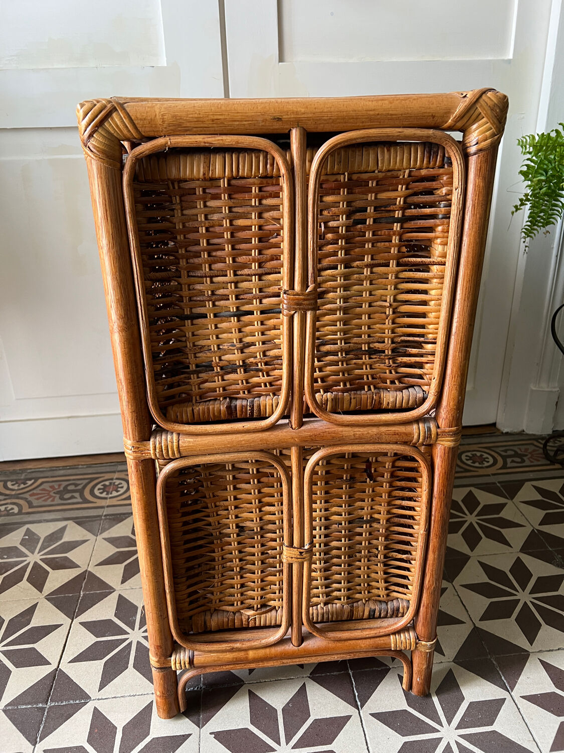 Rattan chest of drawers lockers
