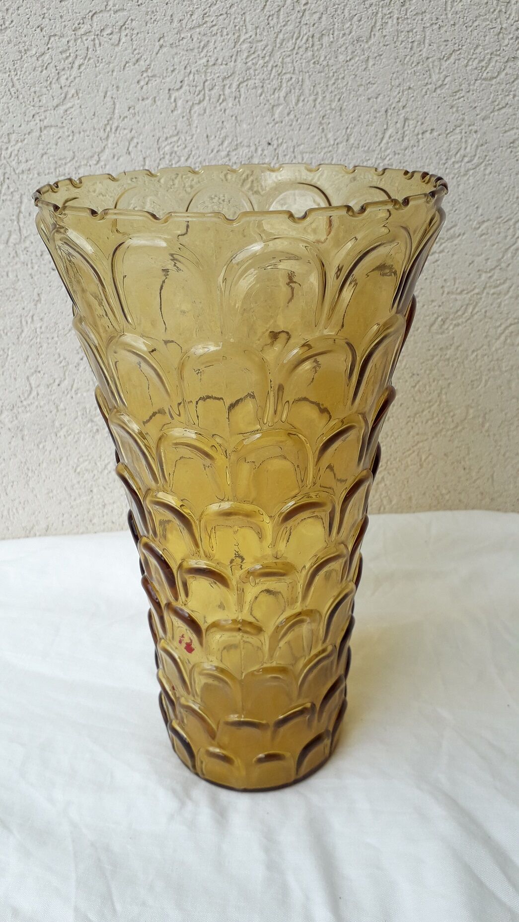 Glass vase