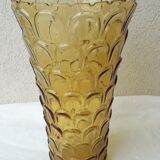 Glass vase