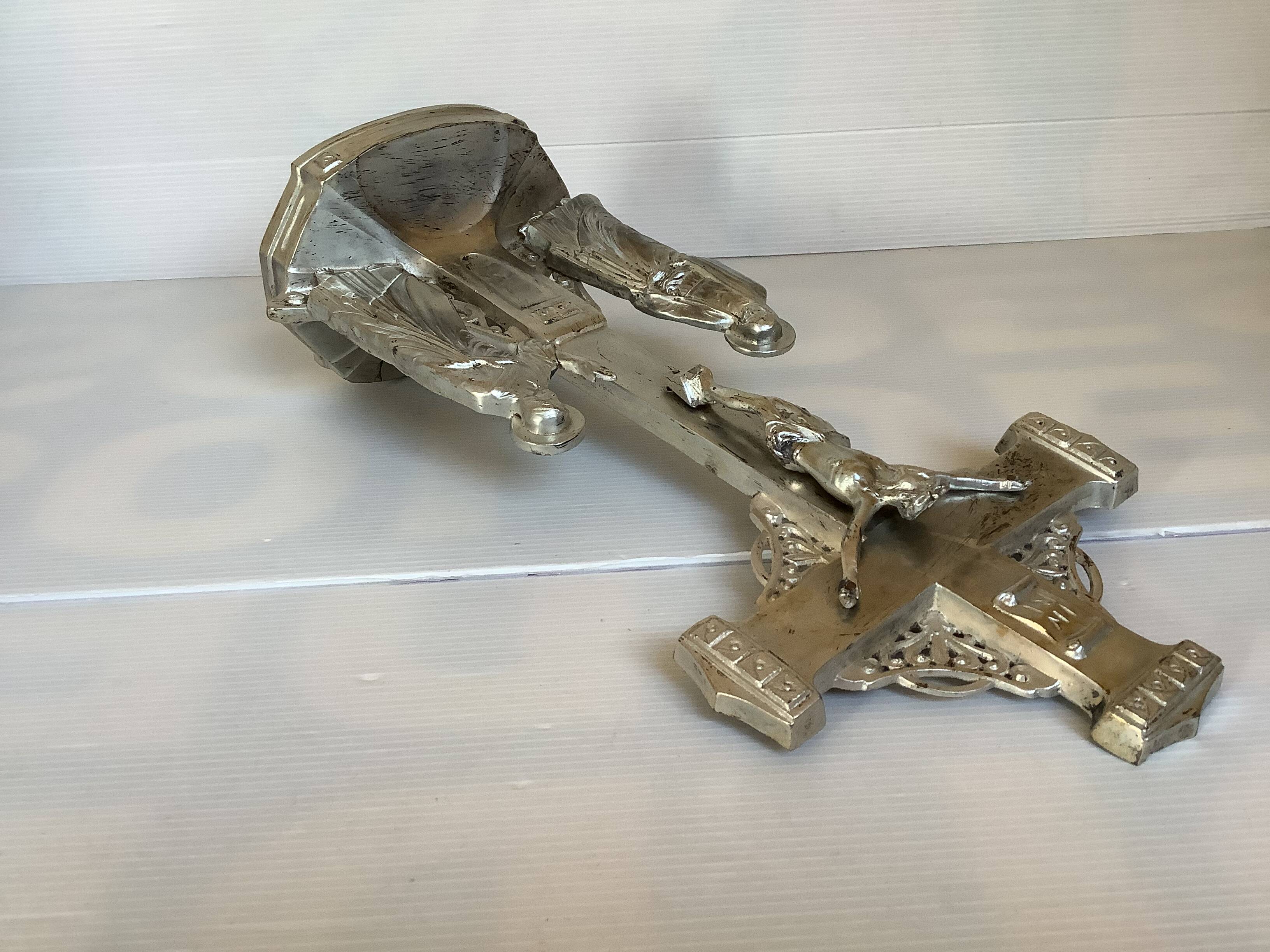 Crucifix metal crucifixion