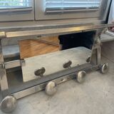 Wall mounted coat rack