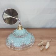Applique en verre opalescent