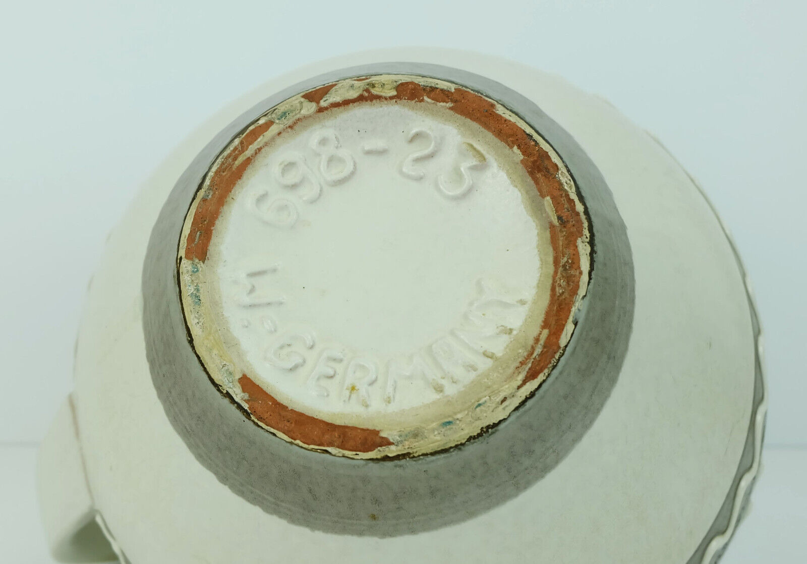 Vase Carstens keramik model 698-23 abstract decor in white and shades of brown