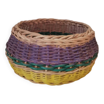 Vintage woven wicker and scoubidou basket