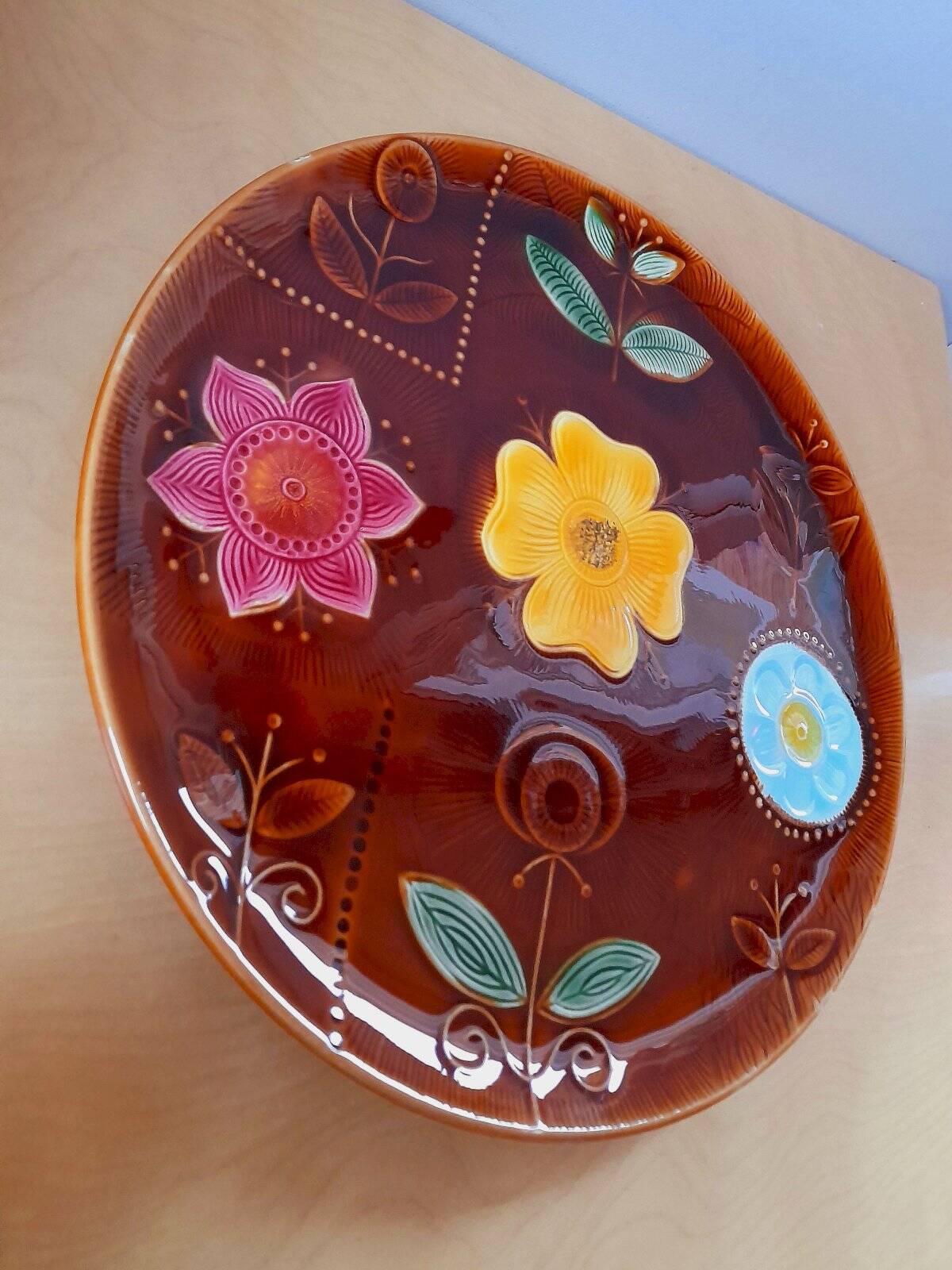Vintage floral plate, Sarreguemines 1970
